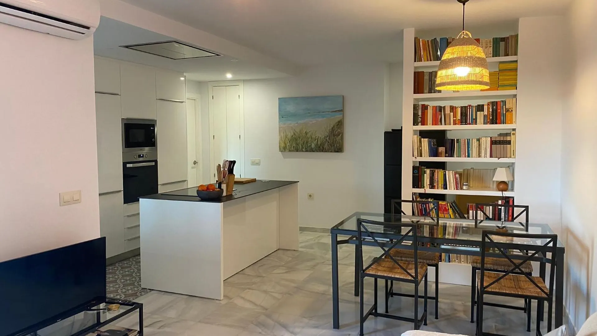 Apartment Moderno Vista Mar: Apartamento Familiar con Piscinas y Playa Cercana El Puerto de Santa Maria